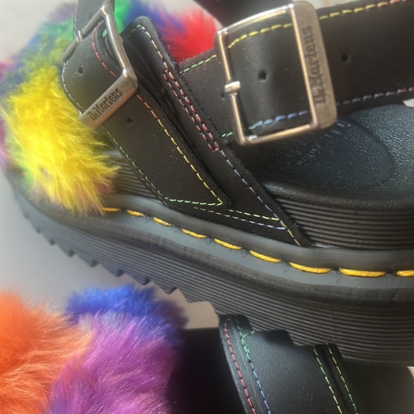 Dr Marten 2 colorful Furry Sandal size 7 - Picture 8 of 9